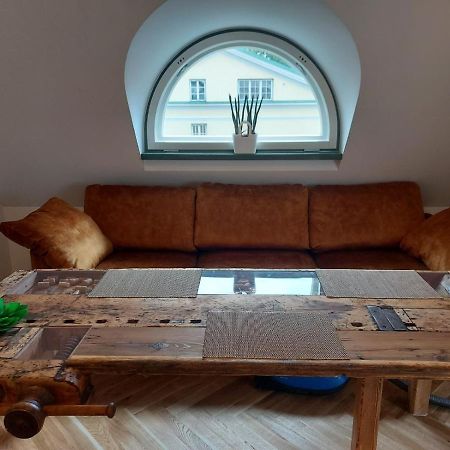 Modern History Apartment Таллин Экстерьер фото