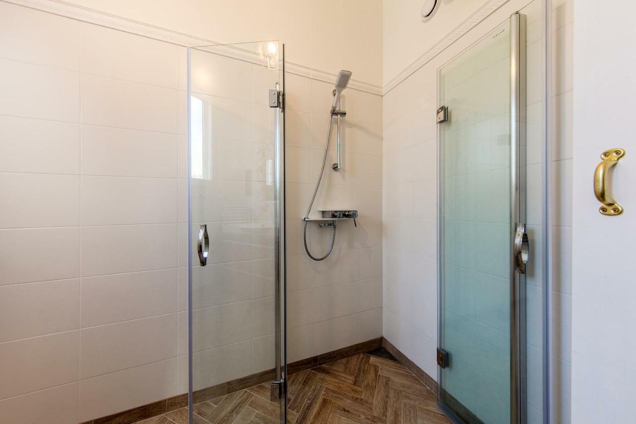 Modern History Apartment Таллин Экстерьер фото