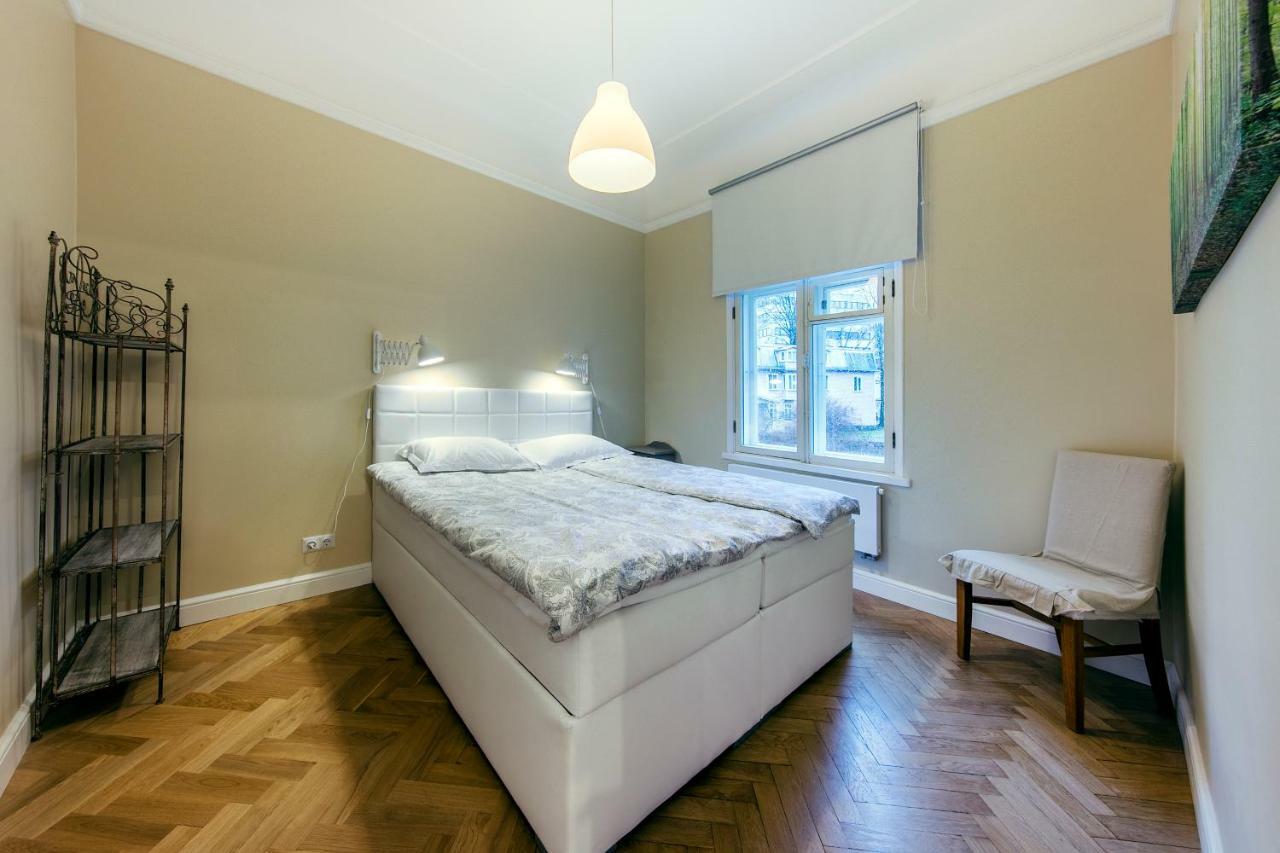 Modern History Apartment Таллин Экстерьер фото